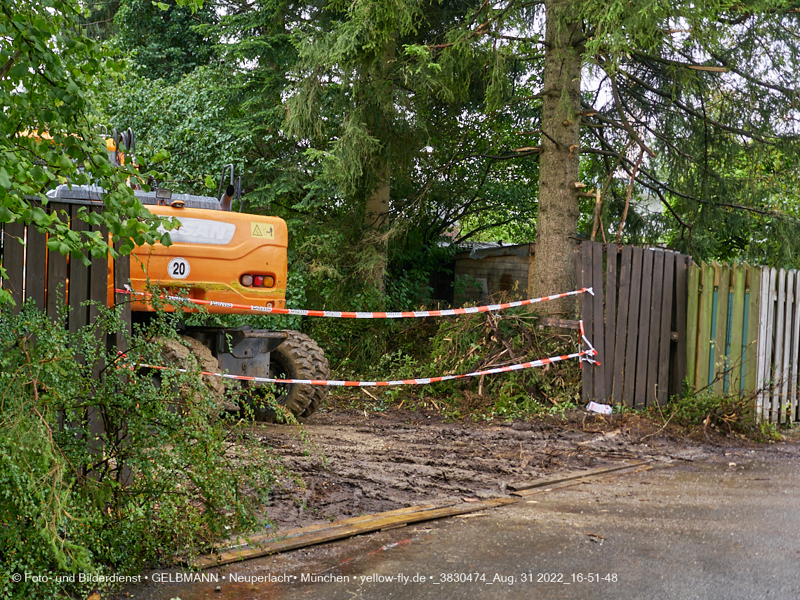 31.08.2022 - Baustelle an der Niederalmstraße 16 und Hugo-Lang-Bogen 13 in Neuperlach-Trudering